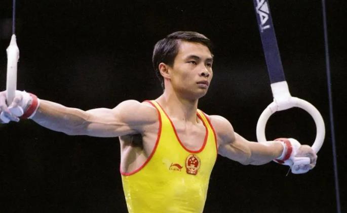 李小双