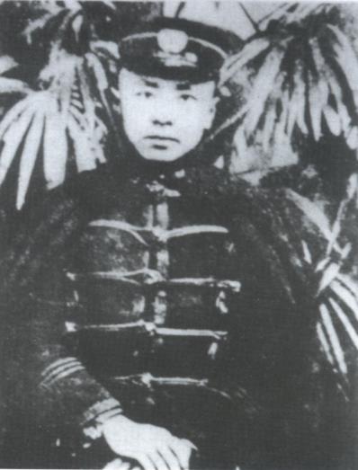 秦炳