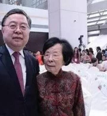 陈潭庆芬