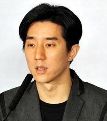 房祖名