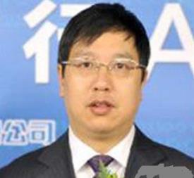 何亚民(利君股份董事长，董事)