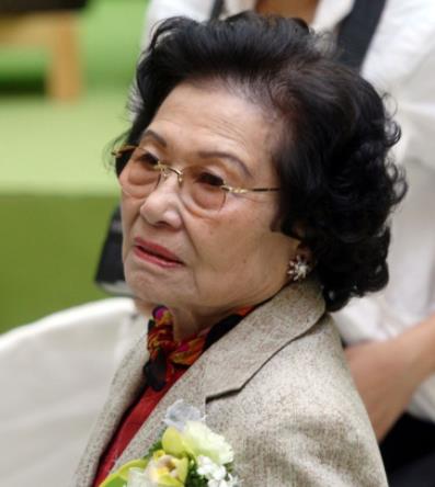 邝肖卿