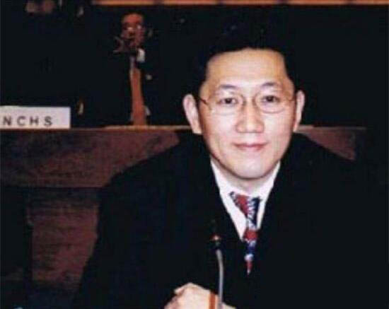 中国监狱富豪排行，前首富牟其中出狱(坐牢19年)