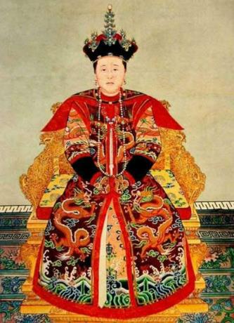 孝庄文皇后简介—孝庄皇后是中国历史上有名的贤后