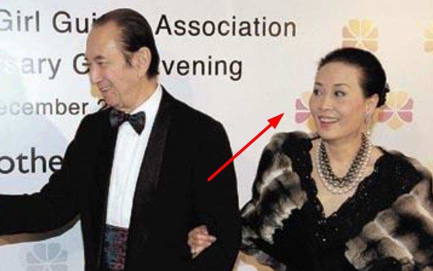 蓝琼缨