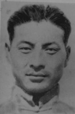 陈伟达