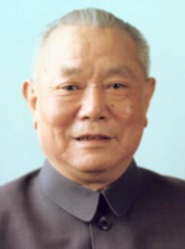 李先念