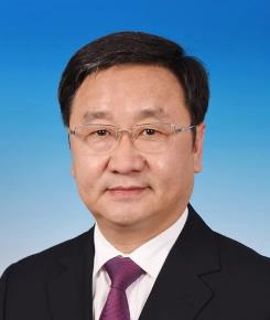 王新伟