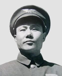 杨春甫