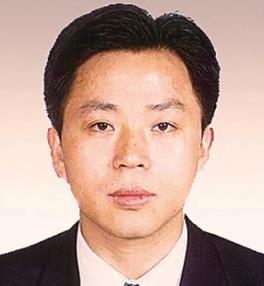 李嘉