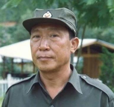 坤沙(曾经的世界第一毒枭)