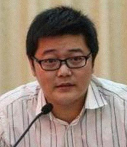 李暮