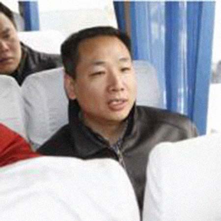 李学宾