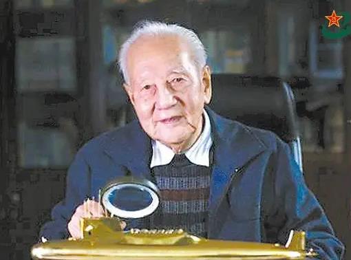 黄旭华