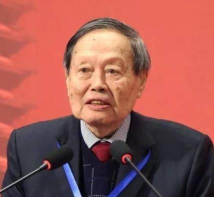 杨振宁