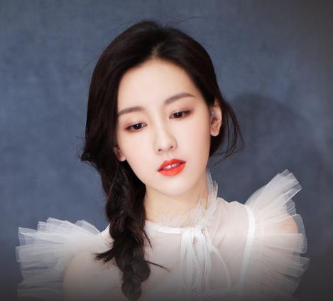 陈都灵