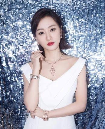 杨蓉