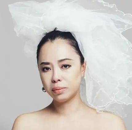 黄绮珊