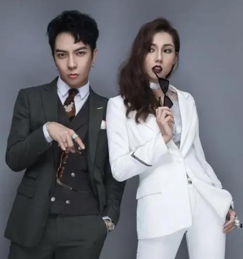 大狼狗郑建鹏&言真夫妇