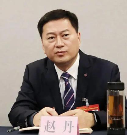 赵丹