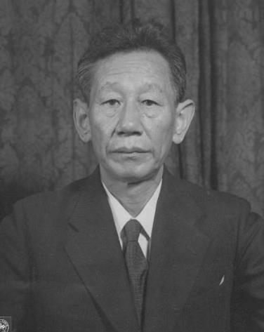 桥本欣五郎