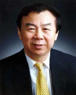 袁伟民