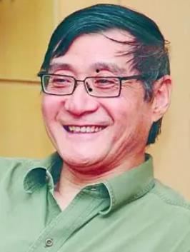 潘公凯